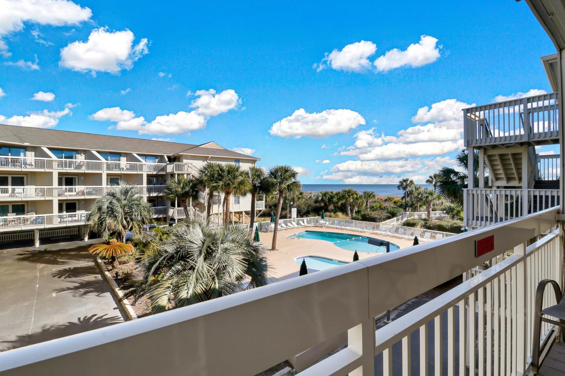 The Breakers #220 Beach Condo, Beautiful Ocean View At Coligny Beach, 4 N Forest Beach Drive Hilton Head, Walk To All Shops Restaurants, Renovated Jan 2024, Vacation Rental Hhi Llc Hilton Head Island Eksteriør bilde