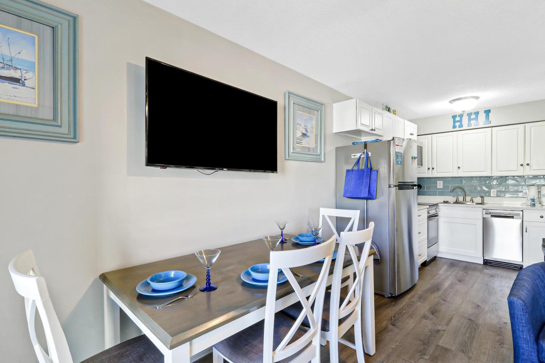 The Breakers #220 Beach Condo, Beautiful Ocean View At Coligny Beach, 4 N Forest Beach Drive Hilton Head, Walk To All Shops Restaurants, Renovated Jan 2024, Vacation Rental Hhi Llc Hilton Head Island Eksteriør bilde